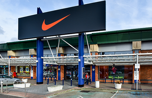 nike outlet opening hours